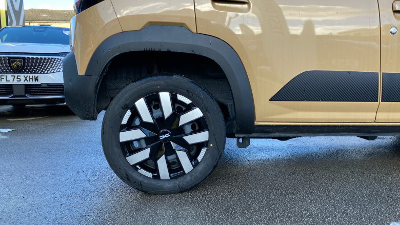 Dacia Spring 27kWh Expression 65 48kW 5dr Auto Electric Hatchback